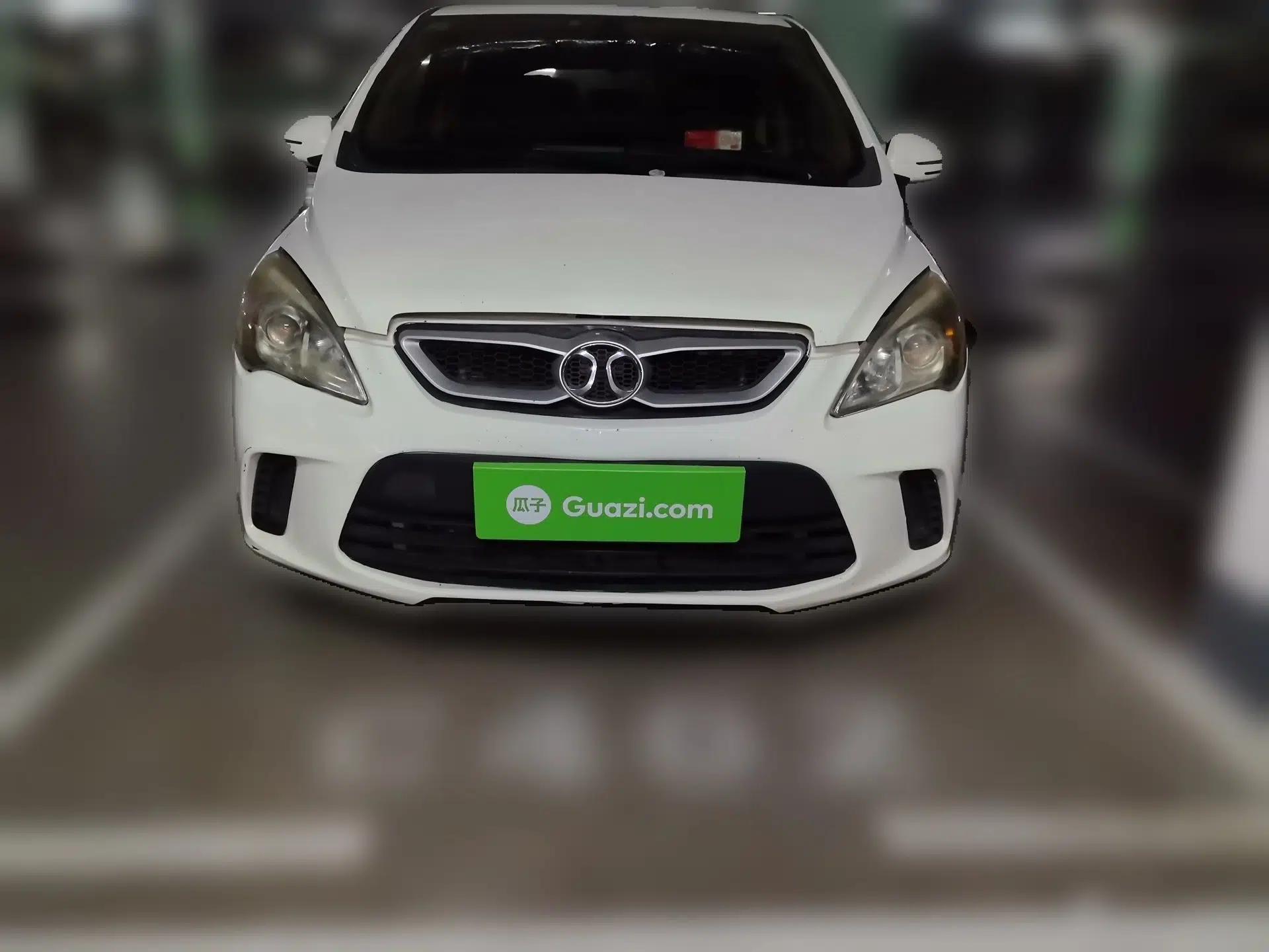 BAIC Senova D20 2015 Hatchback 1.5L Manual Lotte Edition — миниатюра 2