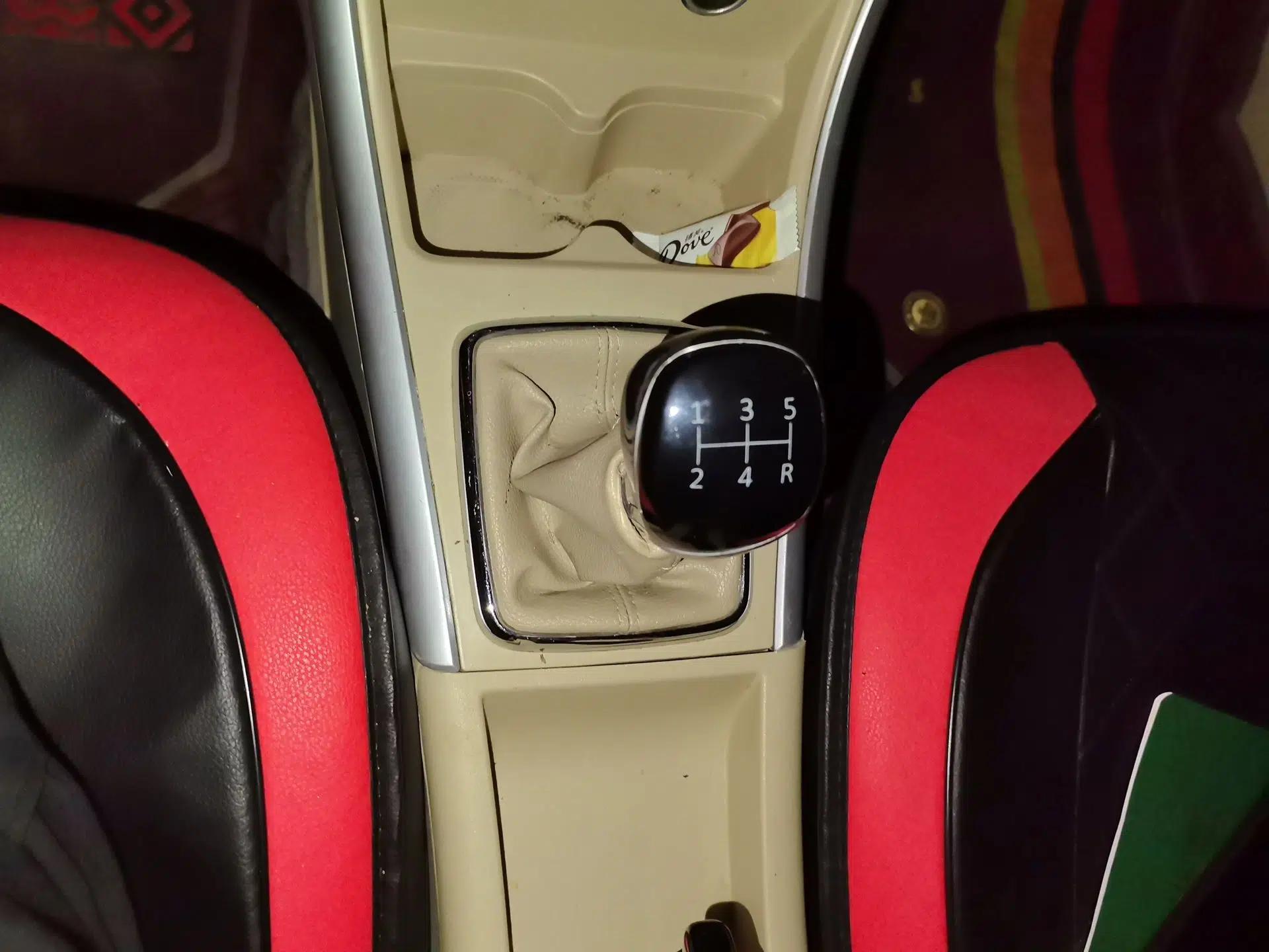 BAIC Senova D20 2015 Hatchback 1.5L Manual Lotte Edition — миниатюра 15