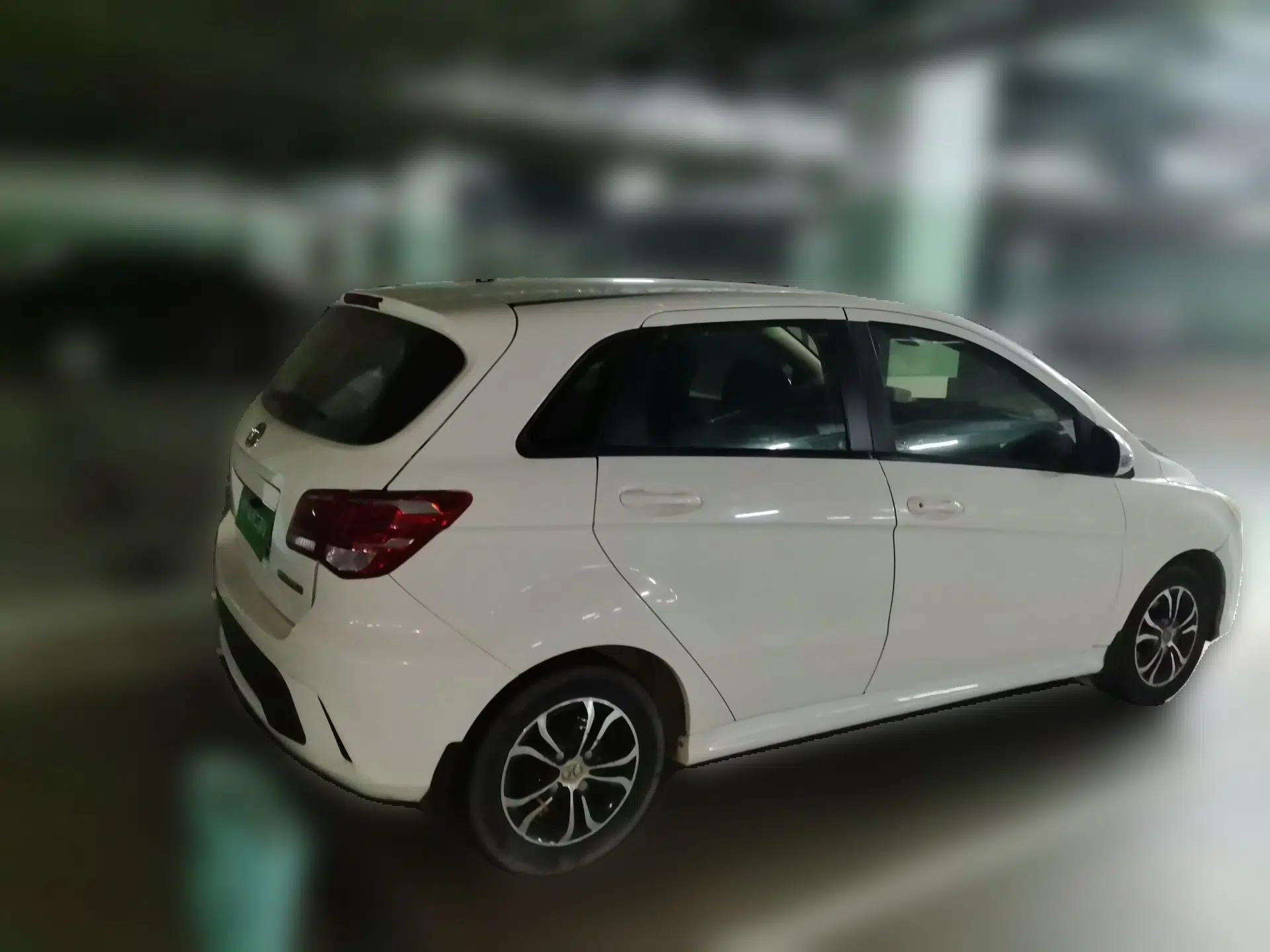 BAIC Senova D20 2015 Hatchback 1.5L Manual Lotte Edition — миниатюра 6