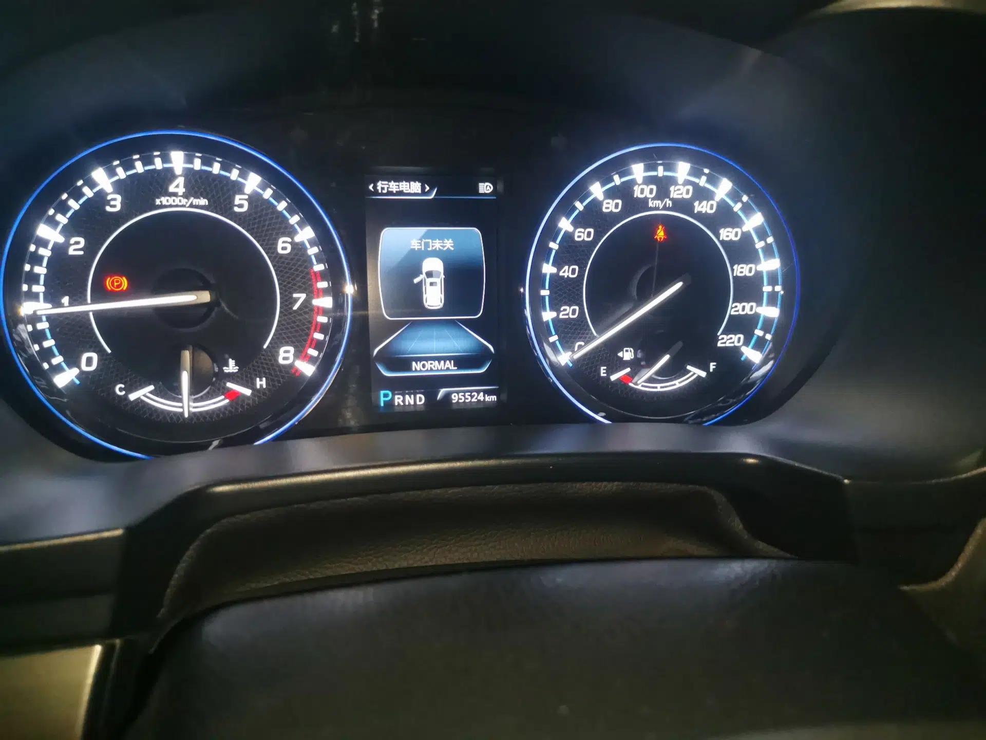 CHANGAN CS95 2017 2.0T Four-Wheel Drive ZhiZun Edition — миниатюра 12