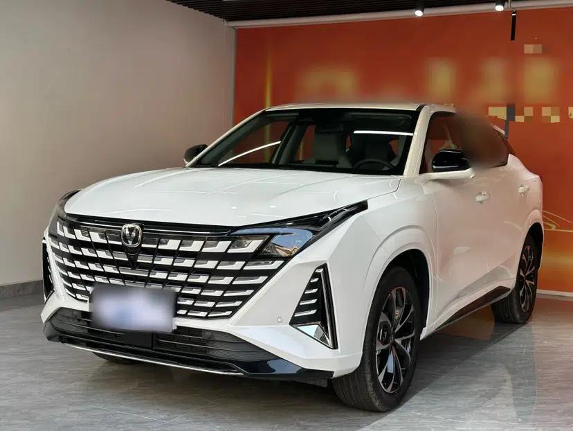 CHANGAN UNI-Z New Energy 2025 Smart New Blue Whale 125km Battleship Edition — миниатюра 1