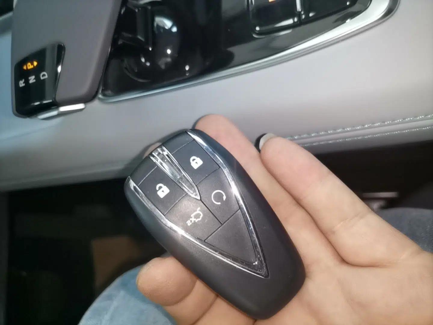 CHANGAN UNI-Z New Energy 2025 Smart New Blue Whale 125km Battleship Edition — миниатюра 22
