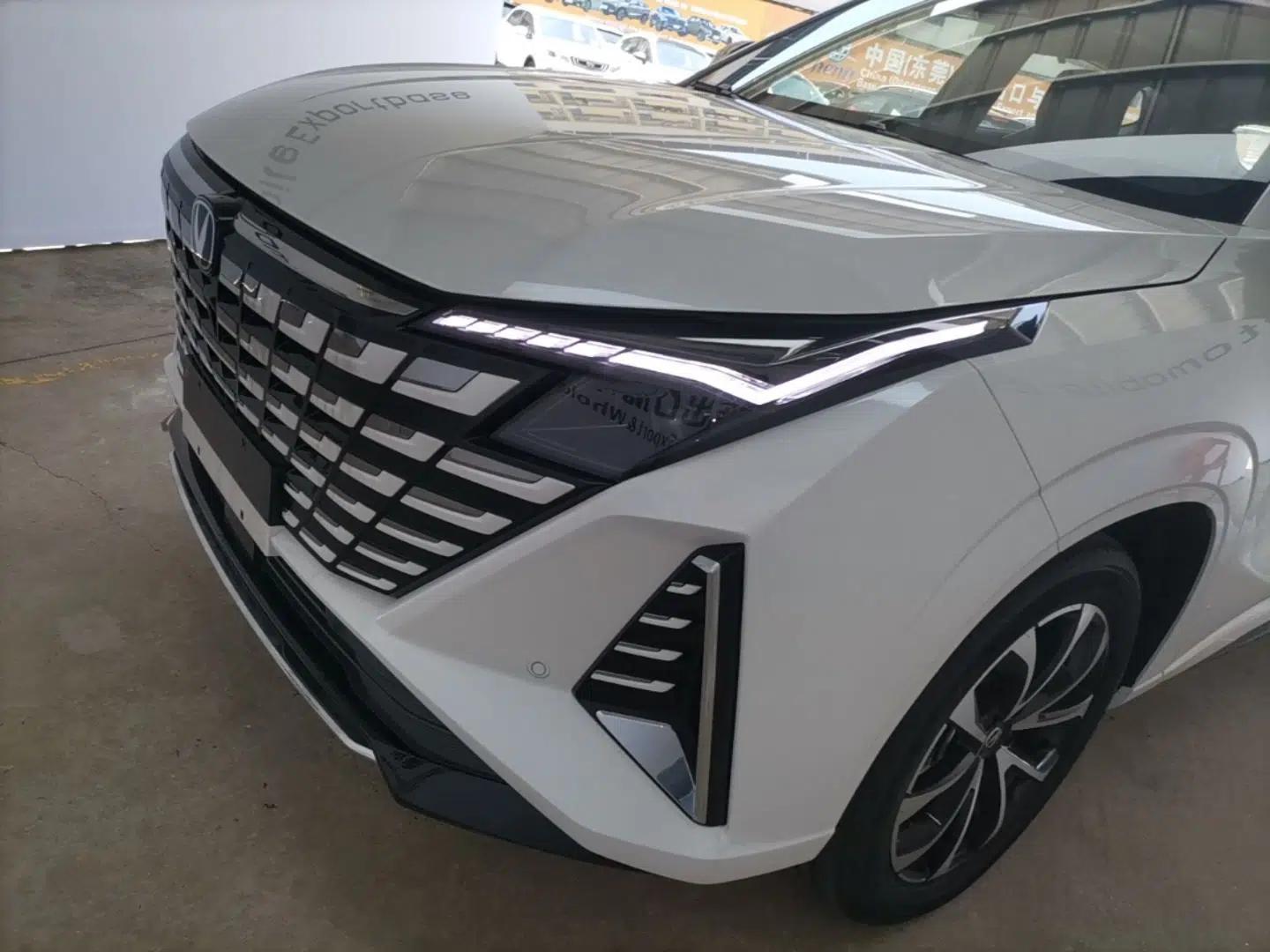 CHANGAN UNI-Z New Energy 2025 Smart New Blue Whale 125km Battleship Edition — миниатюра 5