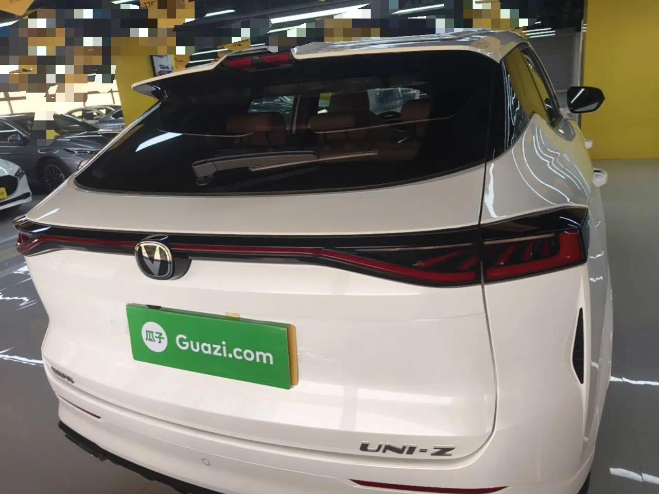 CHANGAN UNI-Z New Energy 2024 Blue Whale Smart Electric iDD 125km Leading Model — миниатюра 5