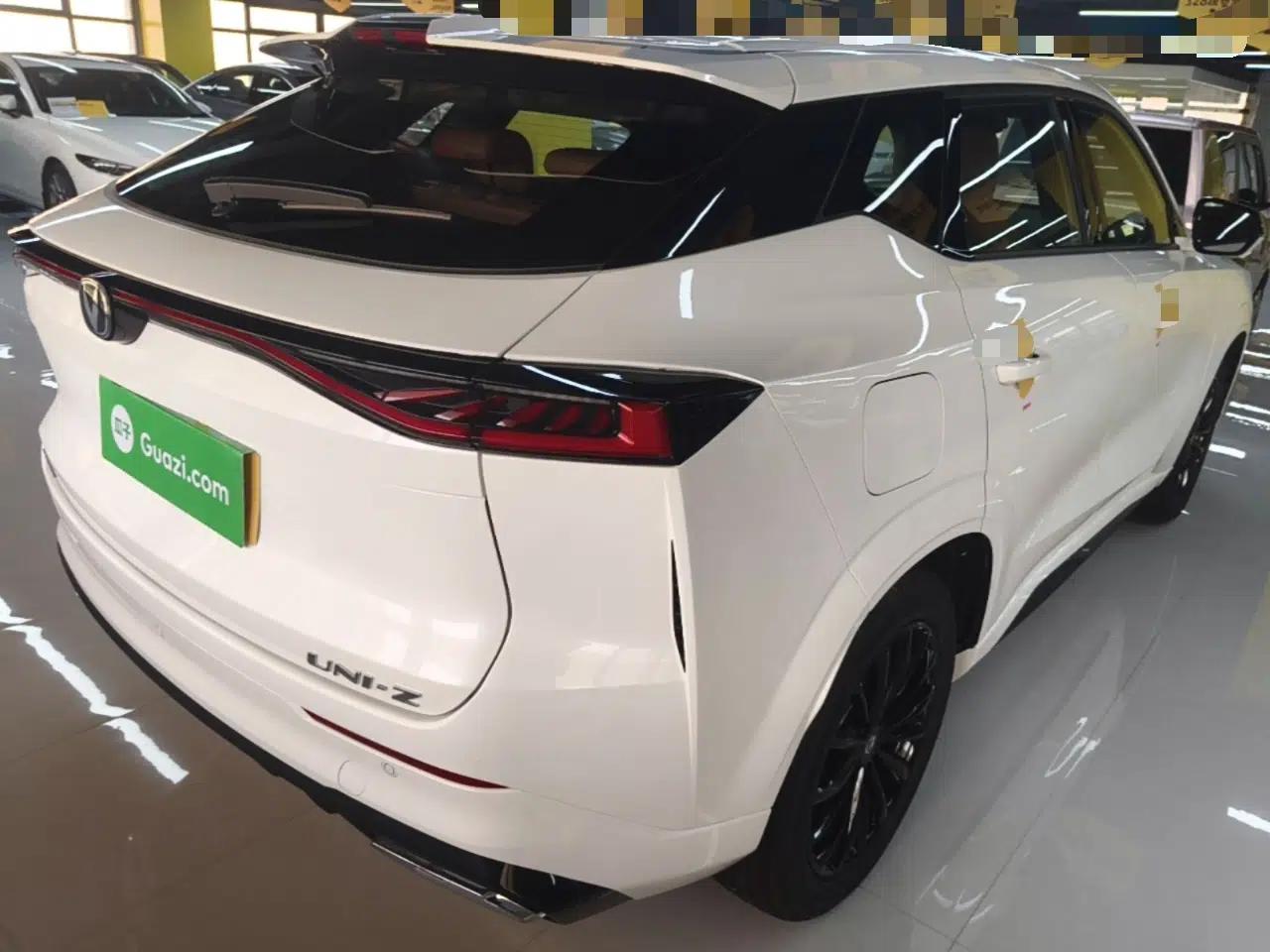 CHANGAN UNI-Z New Energy 2024 Blue Whale Smart Electric iDD 125km Leading Model — миниатюра 6
