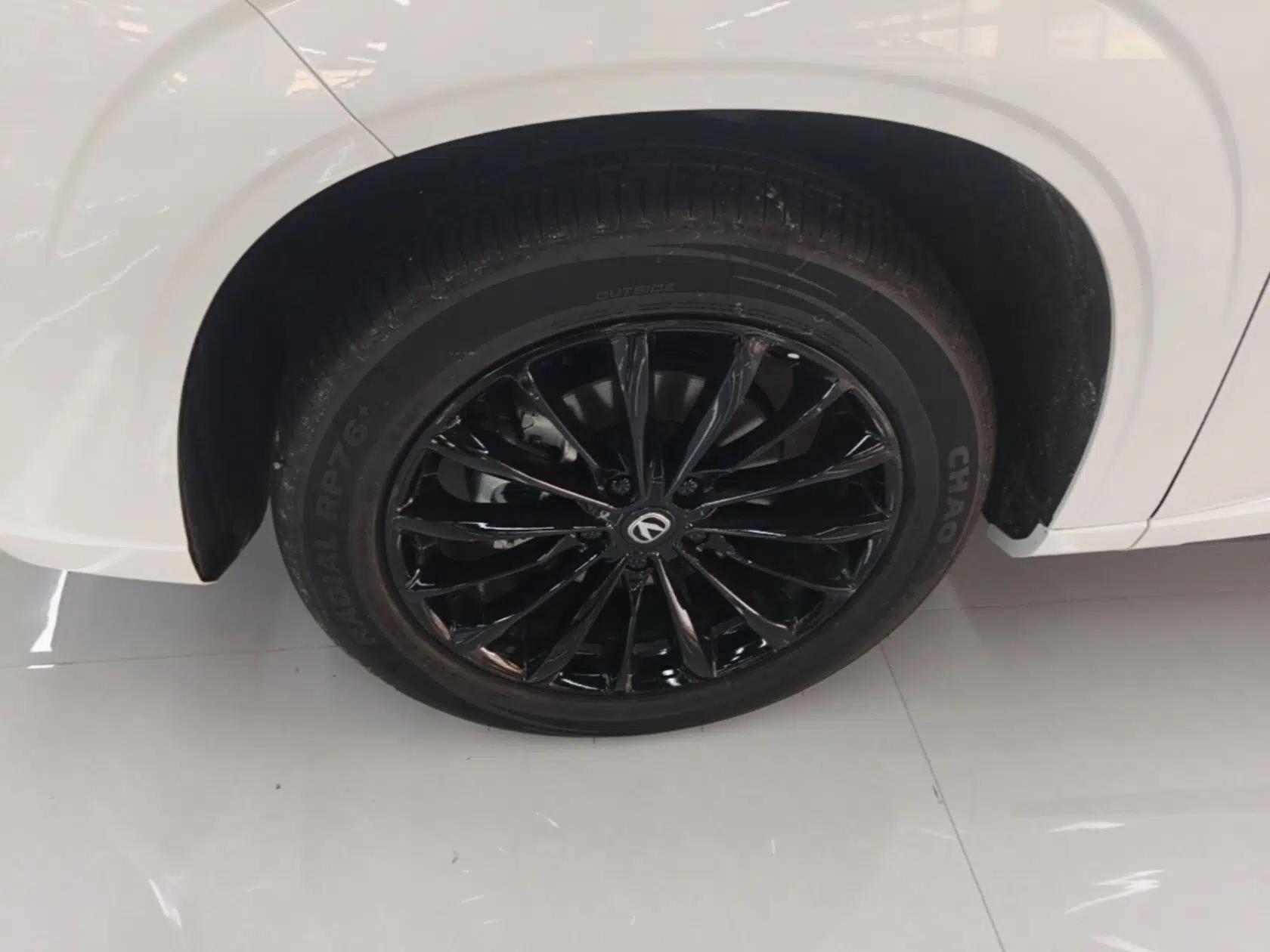 CHANGAN UNI-Z New Energy 2024 Blue Whale Smart Electric iDD 125km Leading Model — миниатюра 8
