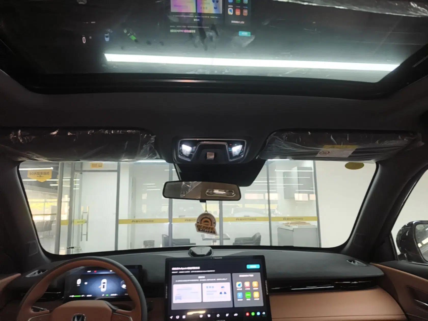CHANGAN UNI-Z New Energy 2024 Blue Whale Smart Electric iDD 125km Leading Model — миниатюра 21