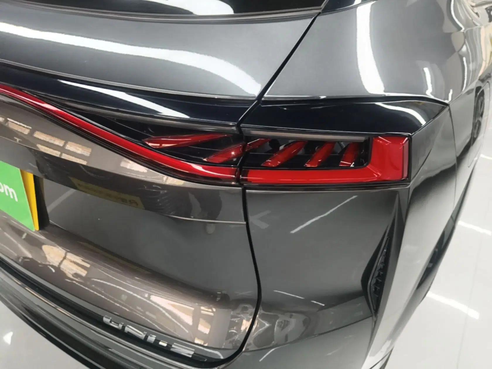 CHANGAN UNI-Z New Energy 2024 Blue Whale Smart Electric iDD 125km Leading Model — миниатюра 7
