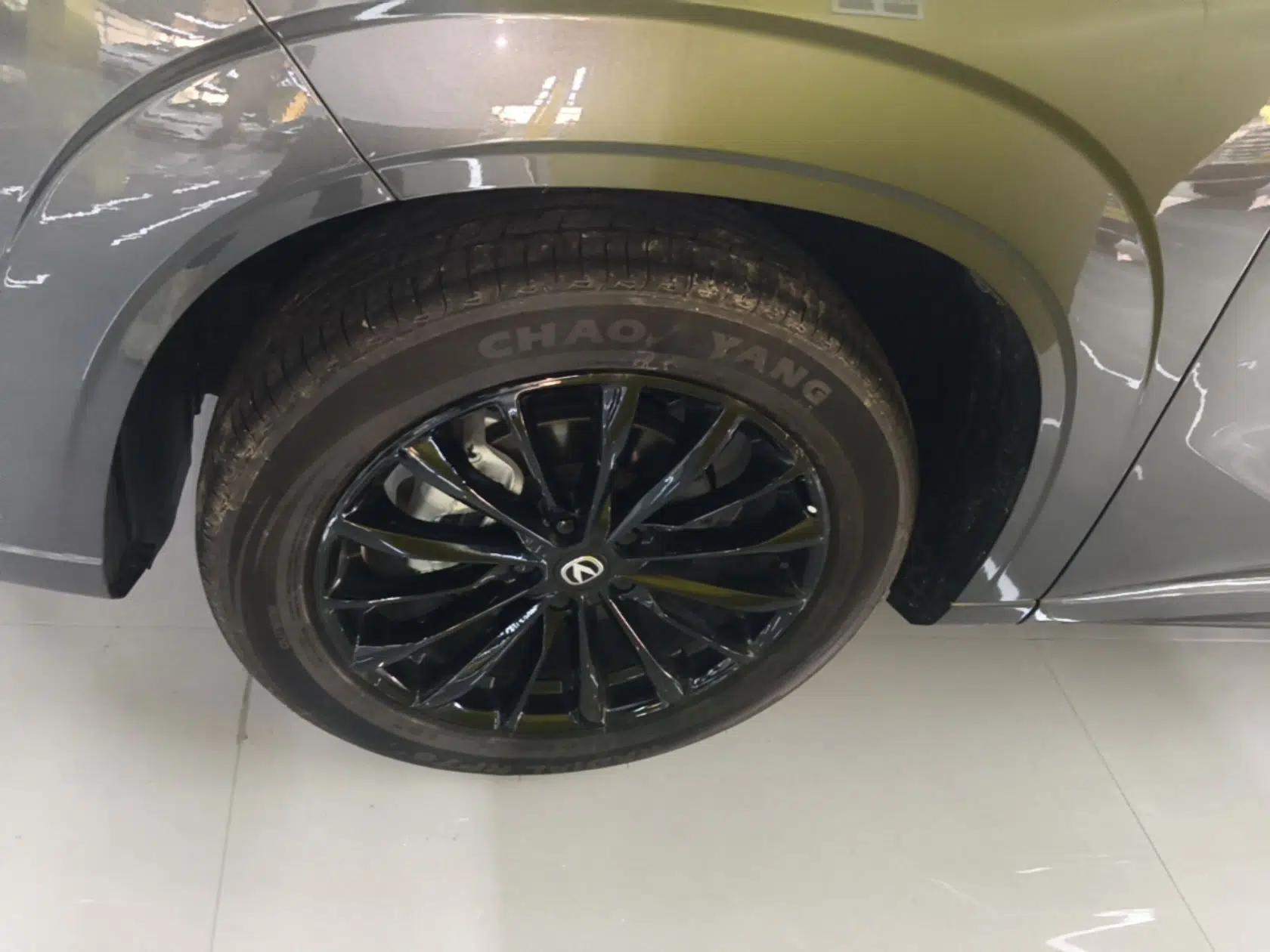CHANGAN UNI-Z New Energy 2024 Blue Whale Smart Electric iDD 125km Leading Model — миниатюра 8