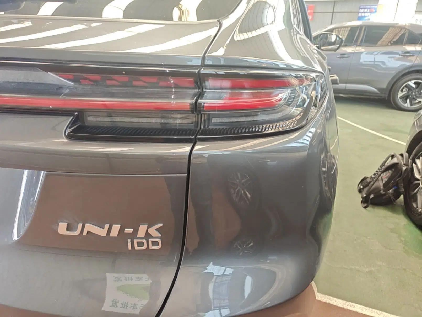 CHANGAN UNI-K iDD 2022 Blue Whale iDD 130km 1.5T Prestige Model — миниатюра 7