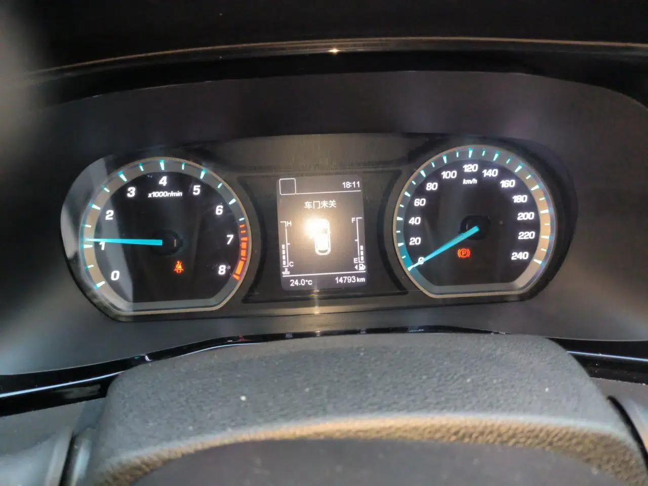CHANGAN X7 PLUS 2024 1.5T Manual Luxury 7-Seater — миниатюра 12