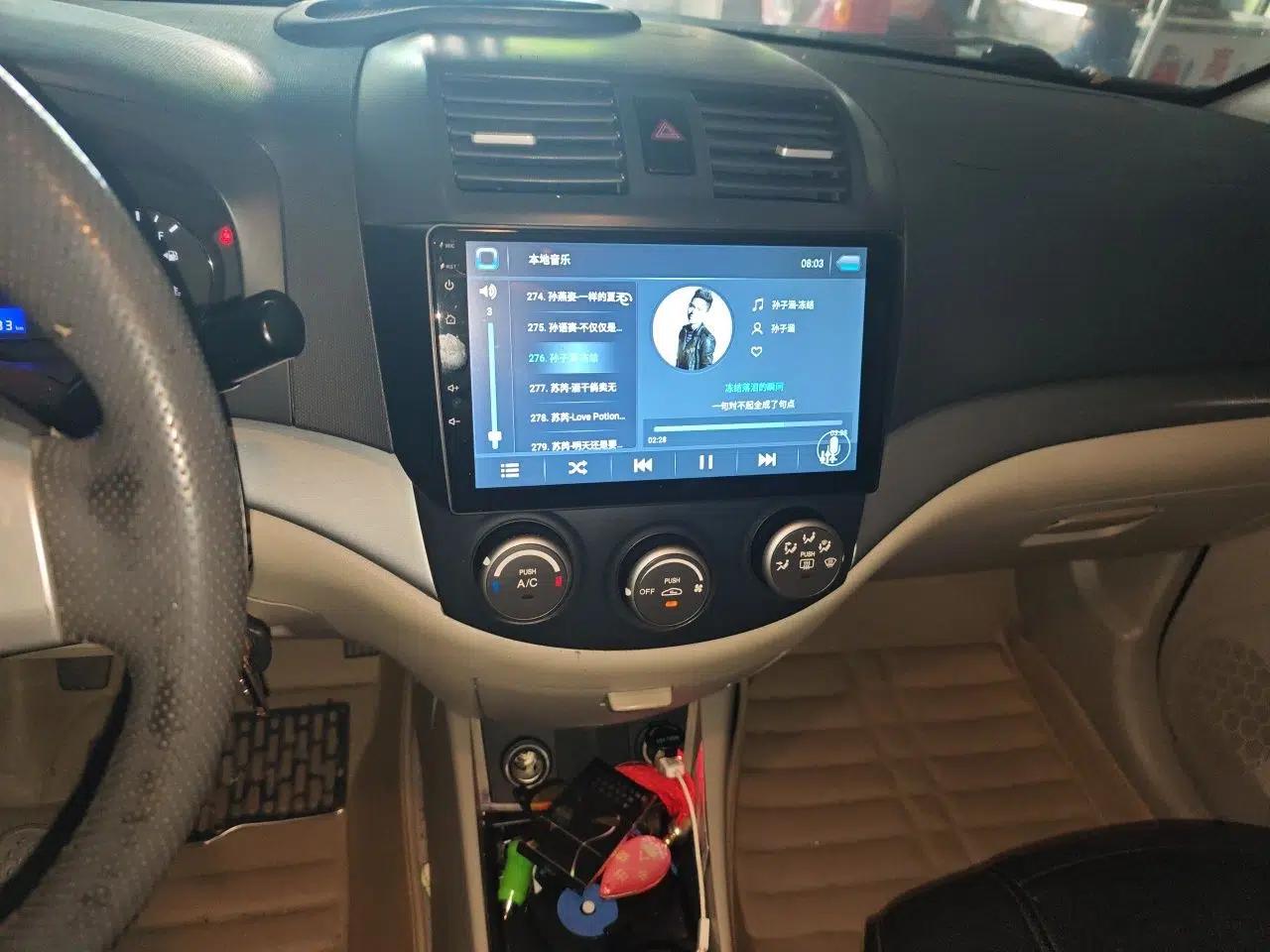 CHANGAN Alsvin V5 2012 1.5L Manual Sport Version China IV Standard — миниатюра 14