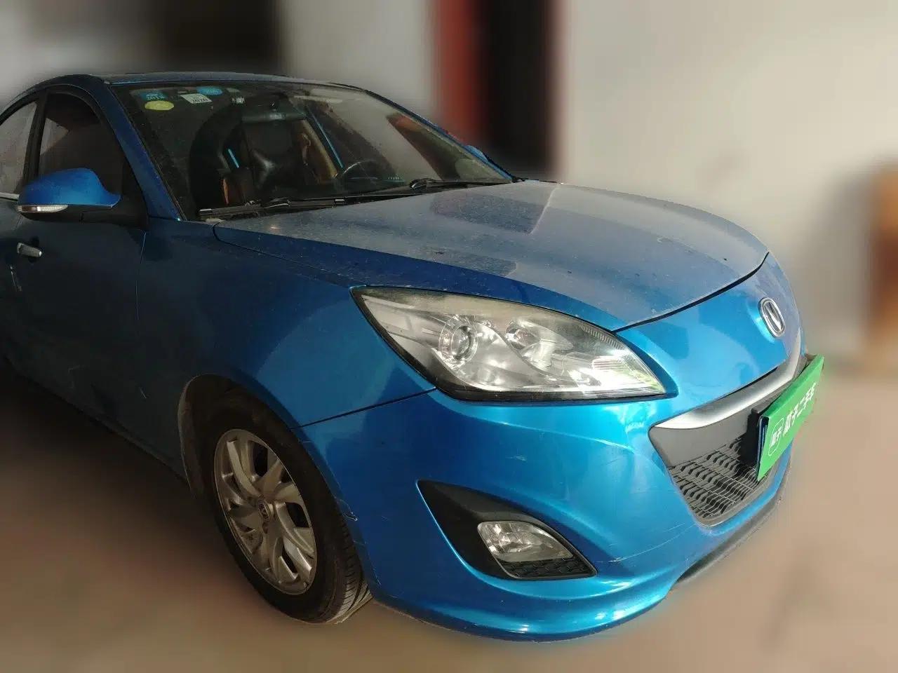 CHANGAN Alsvin V5 2012 1.5L Manual Sport Version China IV Standard — миниатюра 3