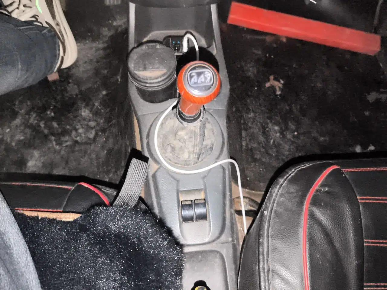 CHANGAN Benni mini 2010 1.0L Manual Comfort Version — миниатюра 15
