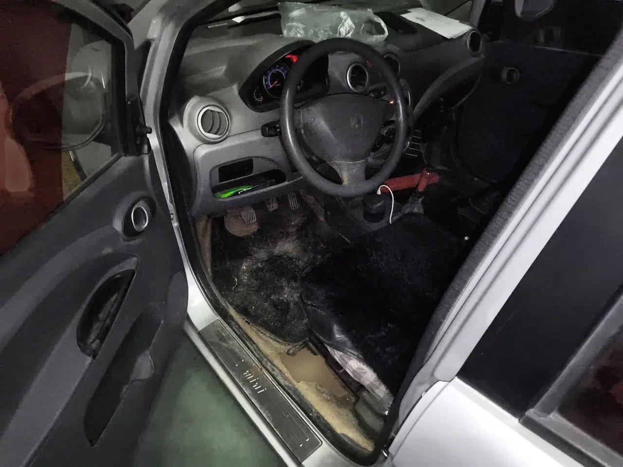 CHANGAN Benni mini 2010 1.0L Manual Comfort Version — миниатюра 17