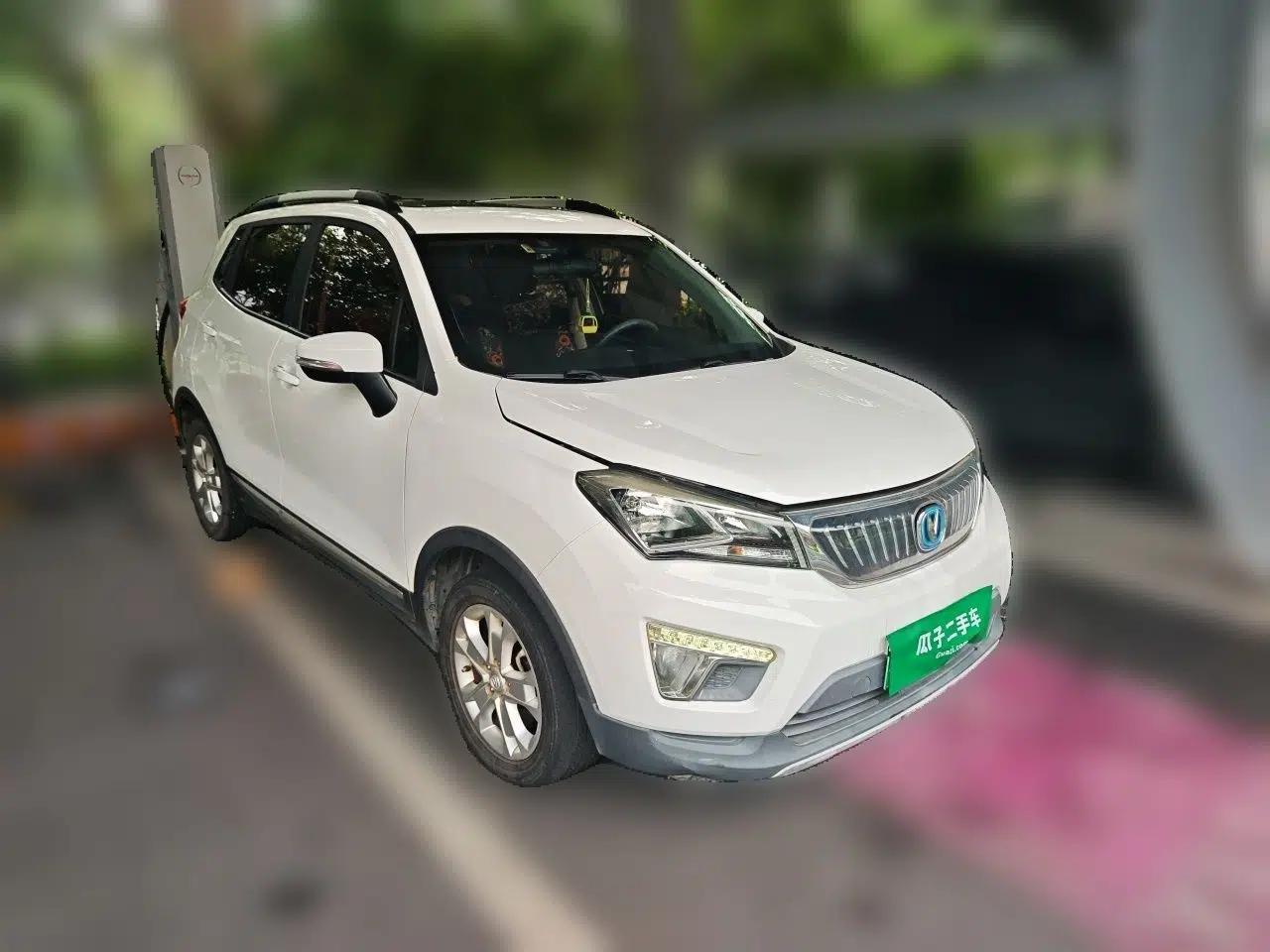 CHANGAN CS15EV 2018 350i — миниатюра 3