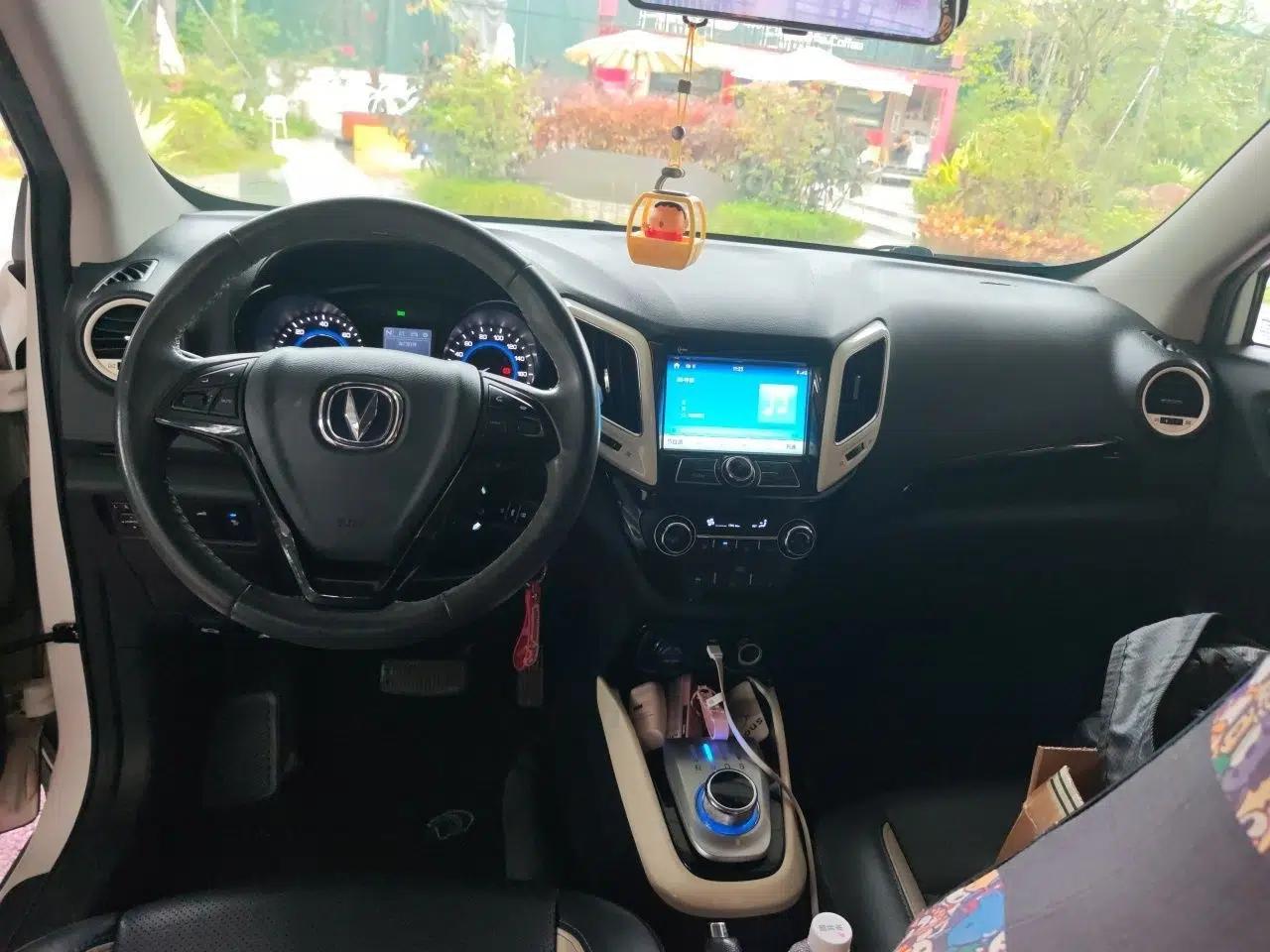 CHANGAN CS15EV 2018 350i — миниатюра 10