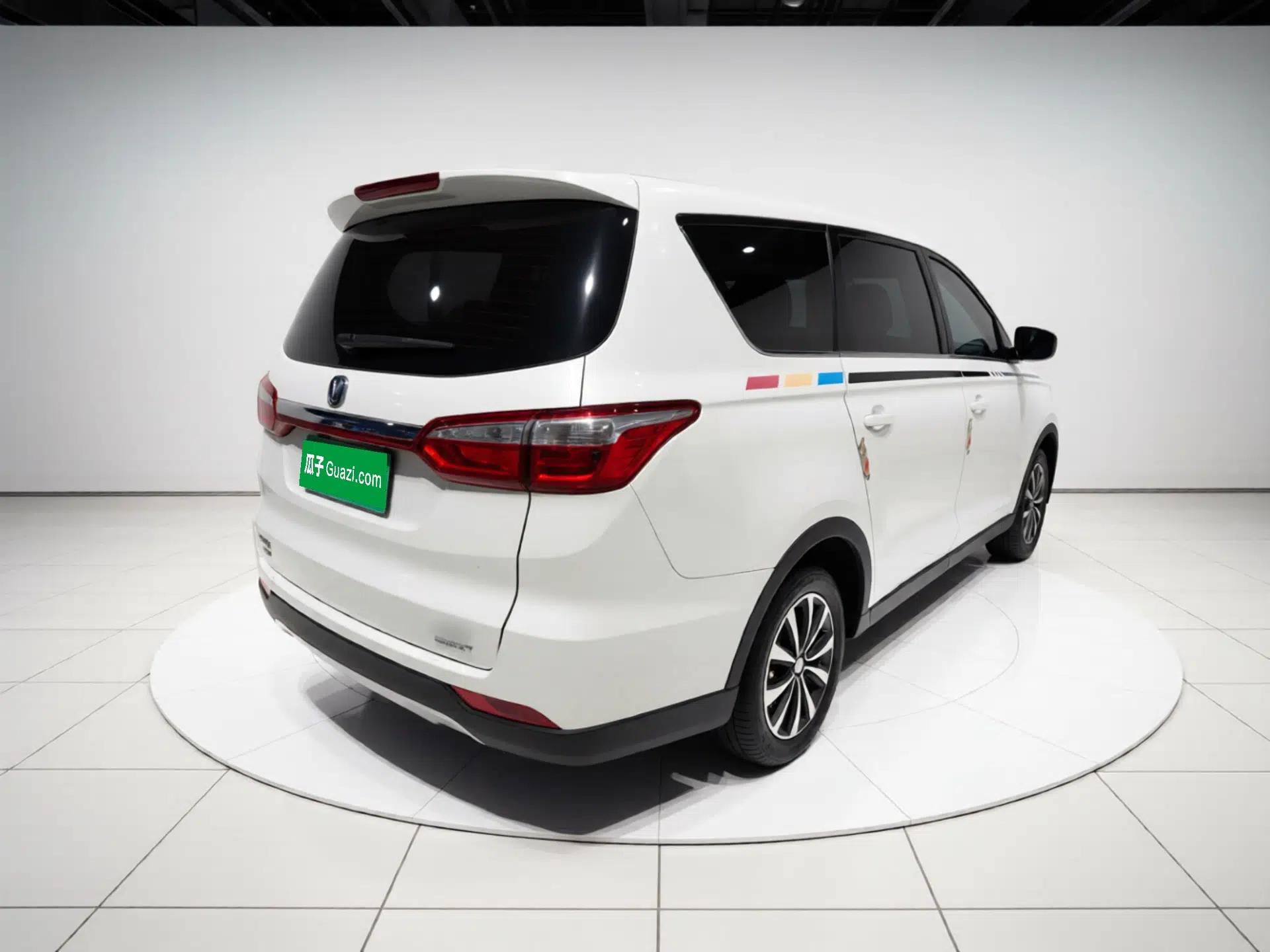 CHANGAN Lingxuan 2017 1.5T Automatic Lehuo Happy Edition — миниатюра 6