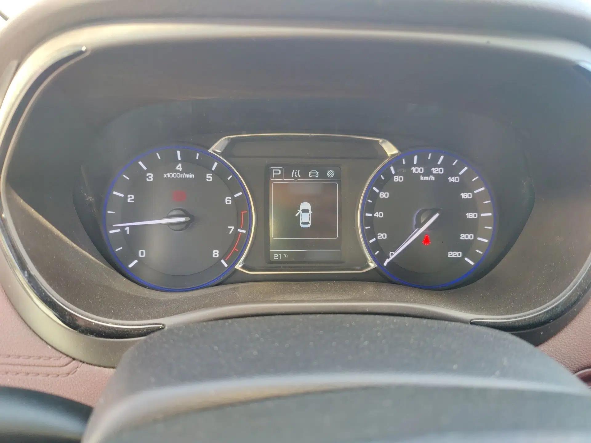 CHANGAN Lingxuan 2017 1.5T Automatic Lehuo Happy Edition — миниатюра 10