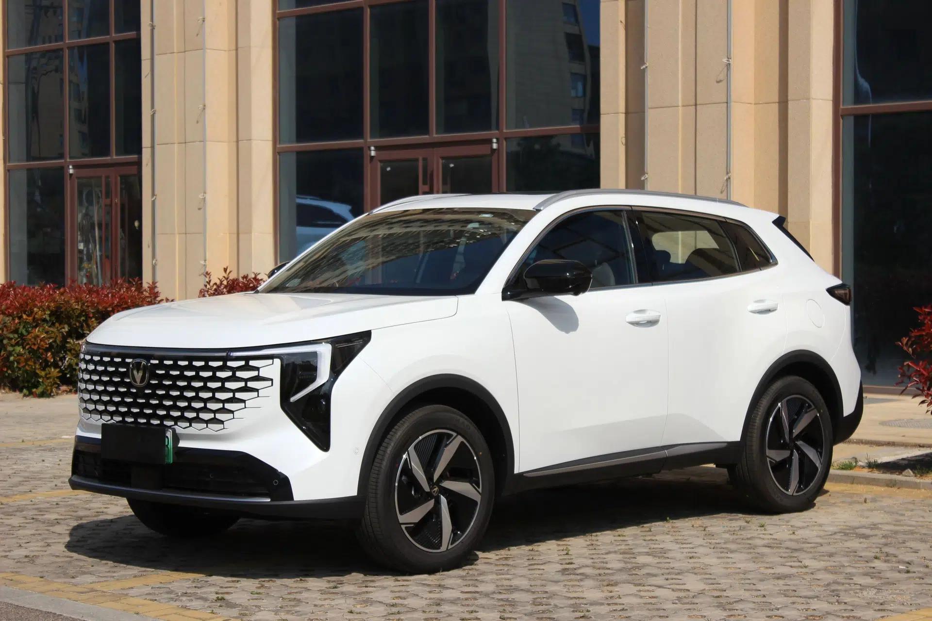 CHANGAN CS55PLUS PHEV 2026 Model, Smart New Blue Whale 125km Zhiyue Version — миниатюра 1