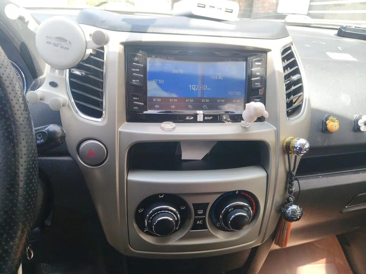 Great Wall M4 2012 1.5L Manual Luxury Version — миниатюра 14