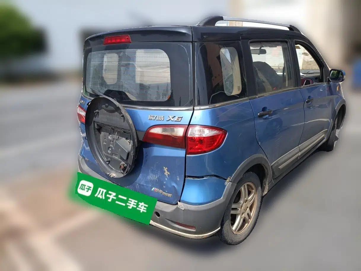 CHANGAN OSHAN Olisway 2014 1.4L AMT Luxury Model — миниатюра 6