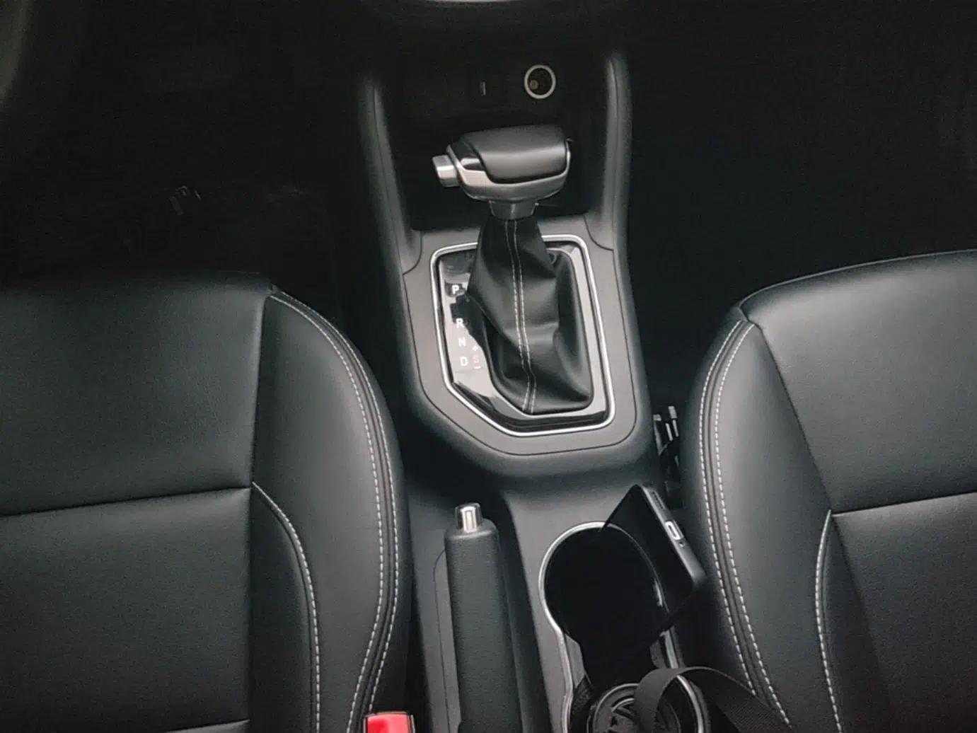 CHANGAN OSHAN COS5 2021 1.6L CVT Luxury Model — миниатюра 17