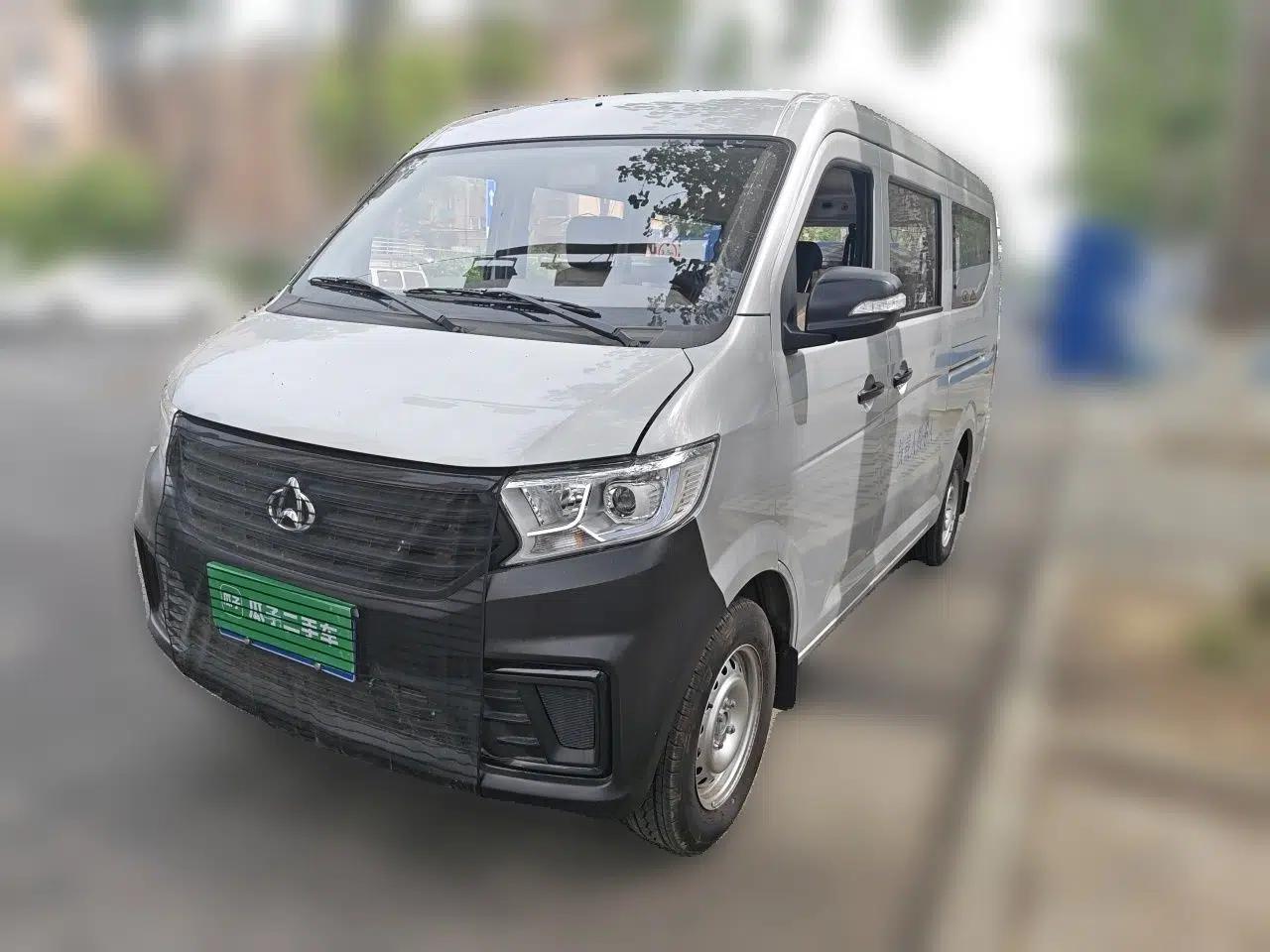 CHANGAN KUAYUE Xing V3 2023 1.3L Gasoline Standard Model 6-Seater Passenger Vehicle — миниатюра 1