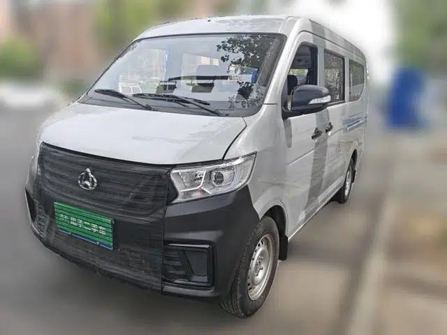 CHANGAN KUAYUE Xing V3 2023 1.3L Gasoline Standard Model 6-Seater Passenger Vehicle