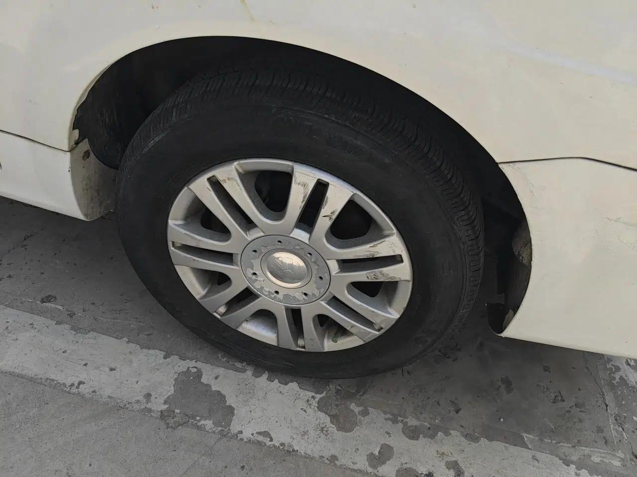Volkswagen Santana Vista 2008 1.8L Manual Sishang Model — миниатюра 8