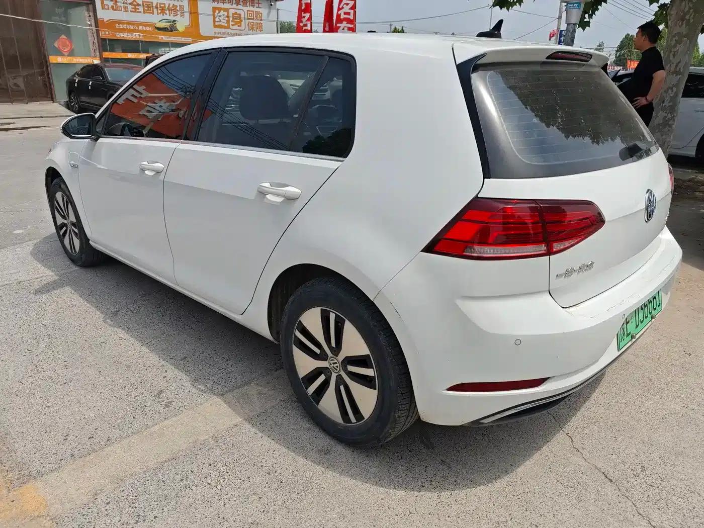 2020 Golf EV — миниатюра 7
