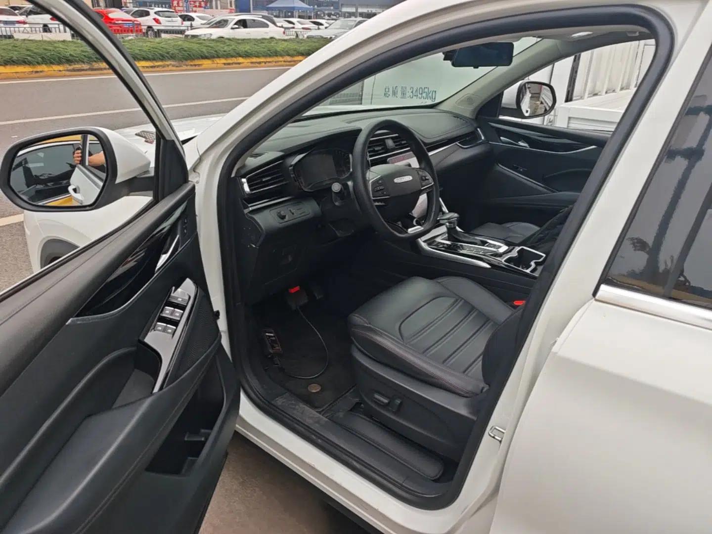 SAIC MAXUS D60 2019 1.5T Automatic Comfort Edition 5 Seats — миниатюра 19
