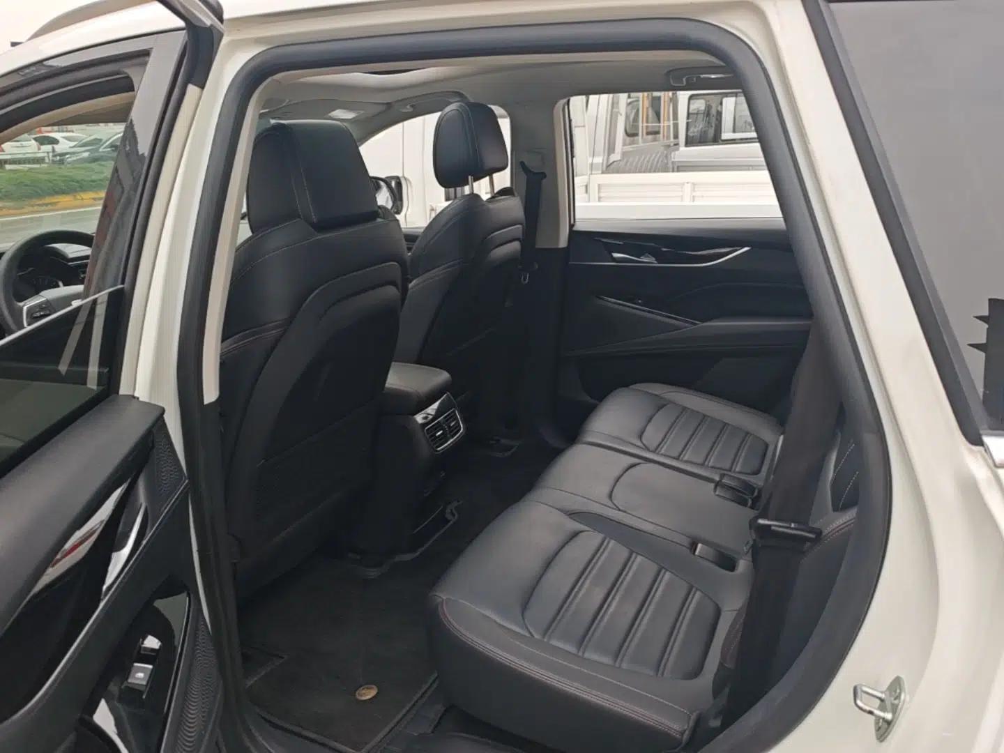 SAIC MAXUS D60 2019 1.5T Automatic Comfort Edition 5 Seats — миниатюра 20