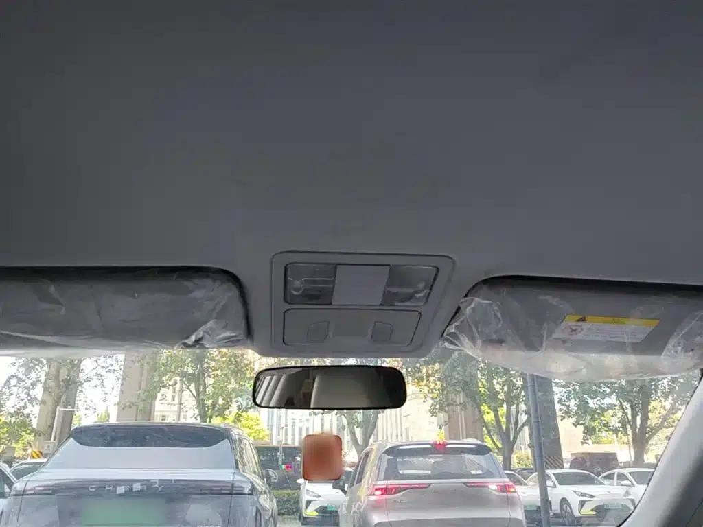 Dongfeng Fengshen E70 2023 Facelift PRO Smart Edition — миниатюра 18