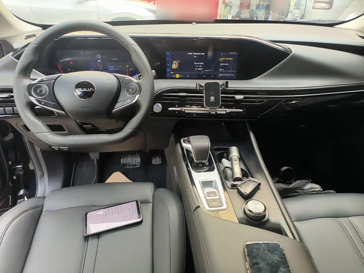 Dongfeng Aeolus Huge 2024 Mach Power 1.5T Luxury Model — миниатюра 13