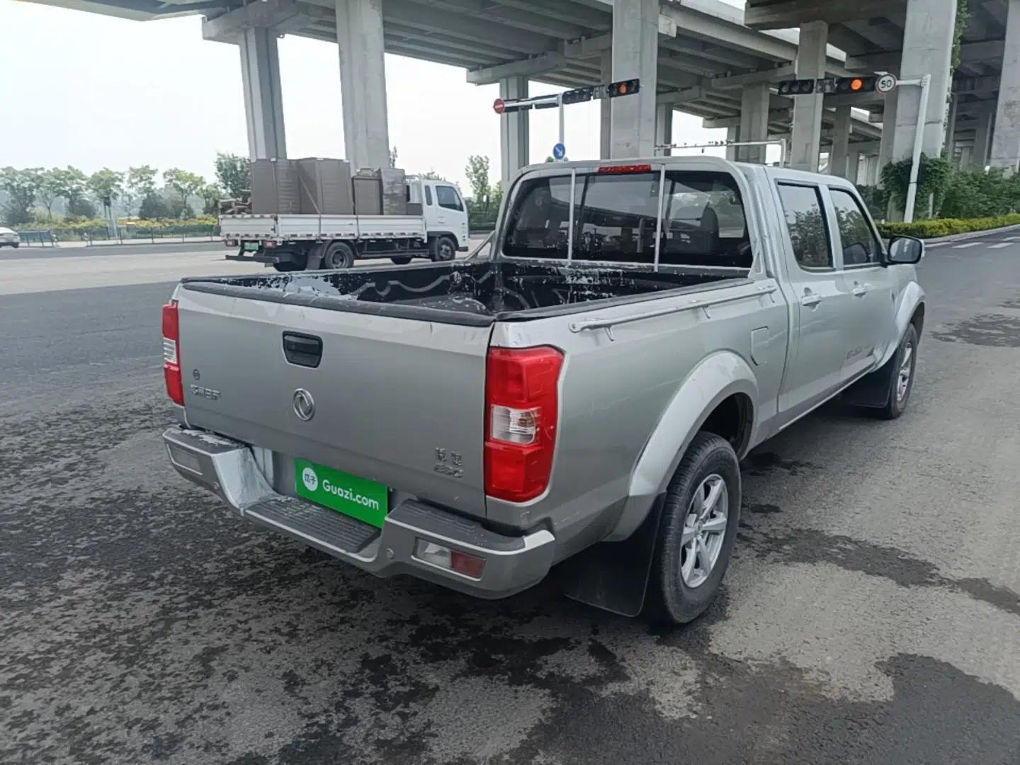 Dongfeng Ruichi 2023 2.4T Diesel Two-Wheel Drive Business Edition Long Cargo Bed YCY24165-61 — миниатюра 4