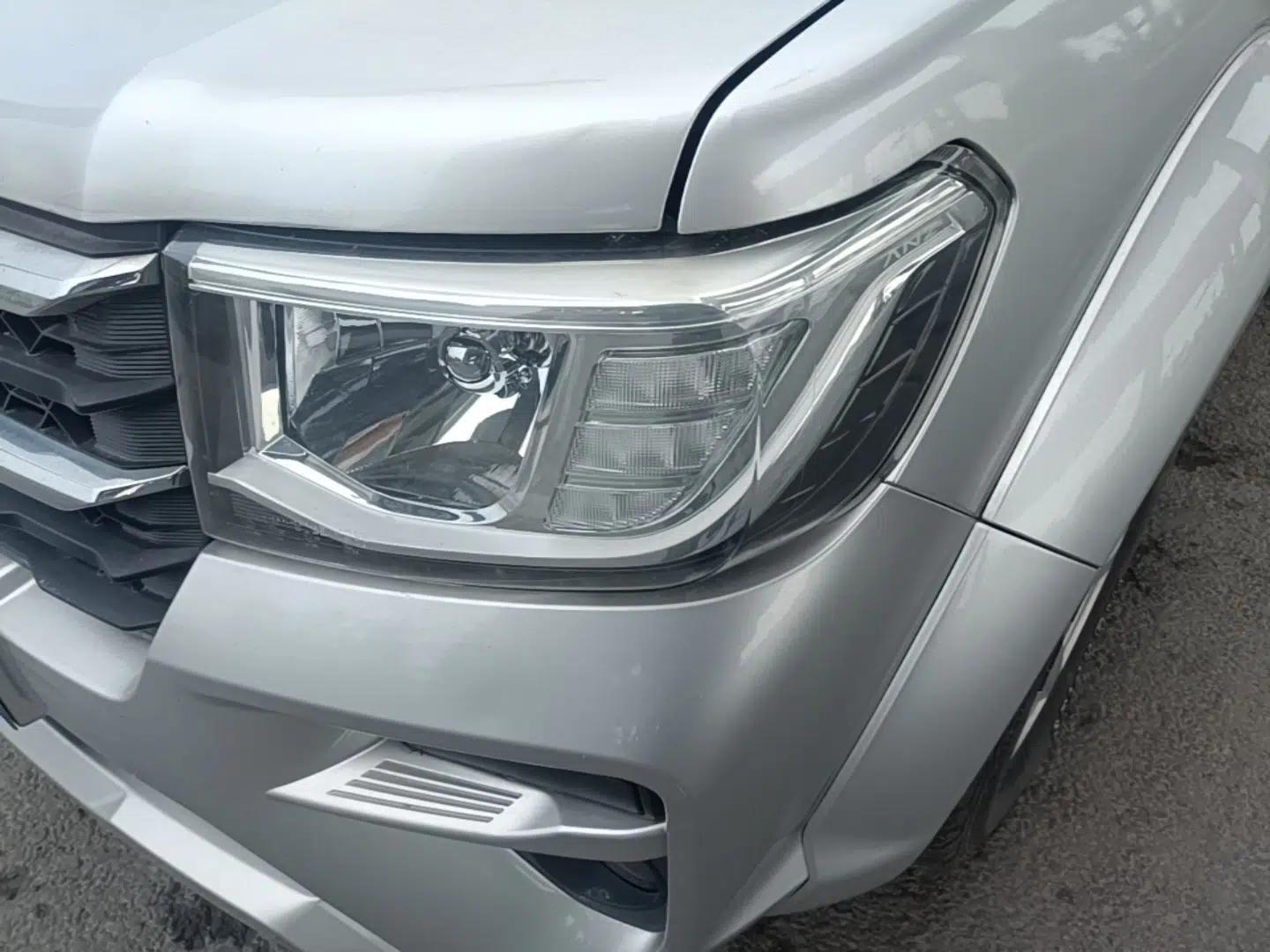Dongfeng Ruichi 2023 2.4T Diesel Two-Wheel Drive Business Edition Long Cargo Bed YCY24165-61 — миниатюра 5