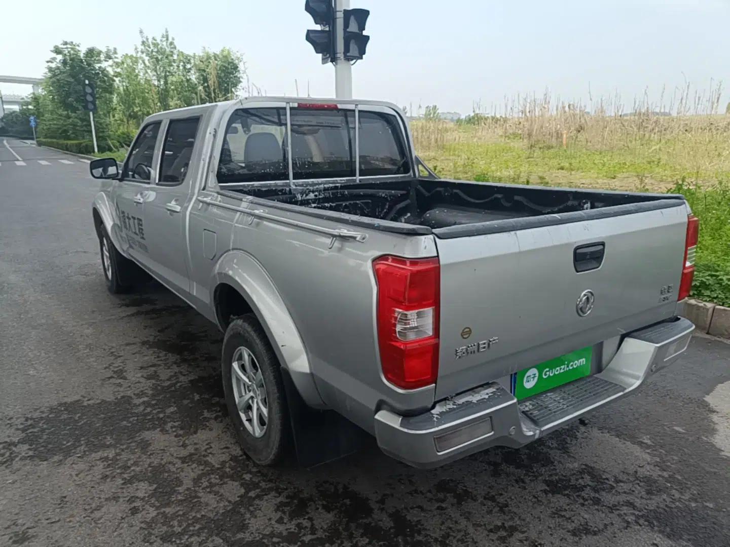Dongfeng Ruichi 2023 2.4T Diesel Two-Wheel Drive Business Edition Long Cargo Bed YCY24165-61 — миниатюра 7