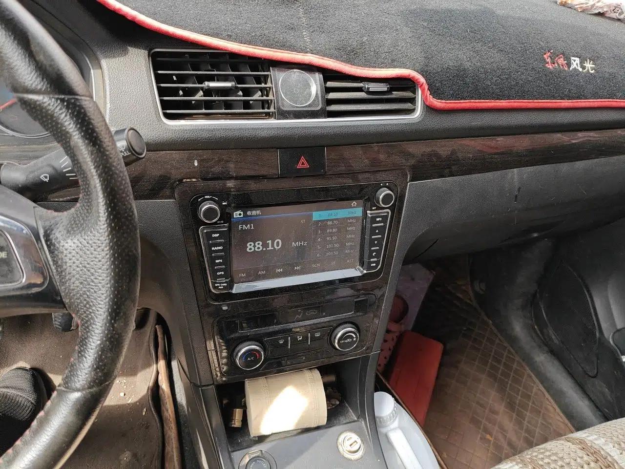 Dongfeng Fengon 370 2016 1.5L Manual Luxury 7-Seater — миниатюра 14
