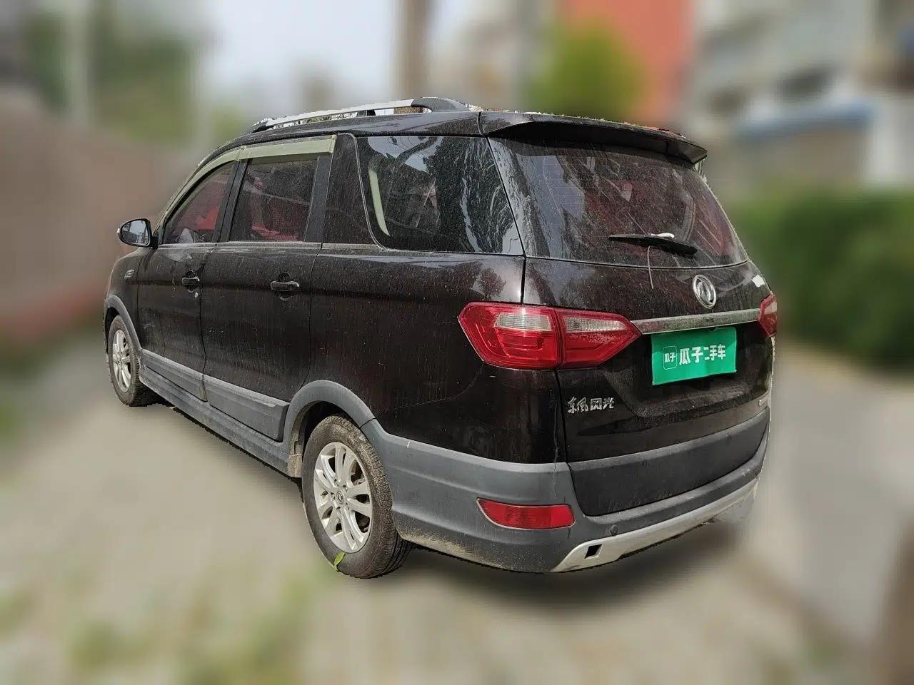 Dongfeng Fengon 370 2016 1.5L Manual Luxury 7-Seater — миниатюра 4