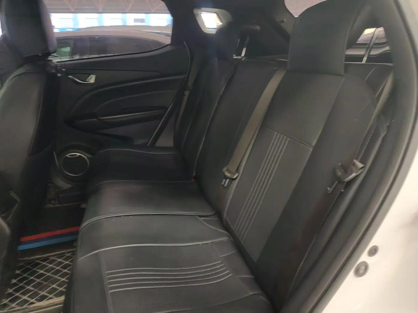 Dongfeng Fengon 500 2022 1.5T CVT Comfort Edition — миниатюра 20