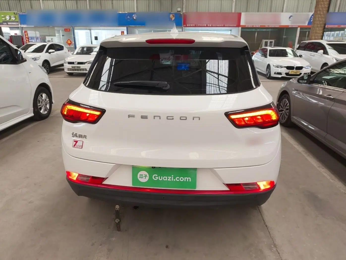 Dongfeng Fengon 500 2022 1.5T CVT Comfort Edition — миниатюра 5