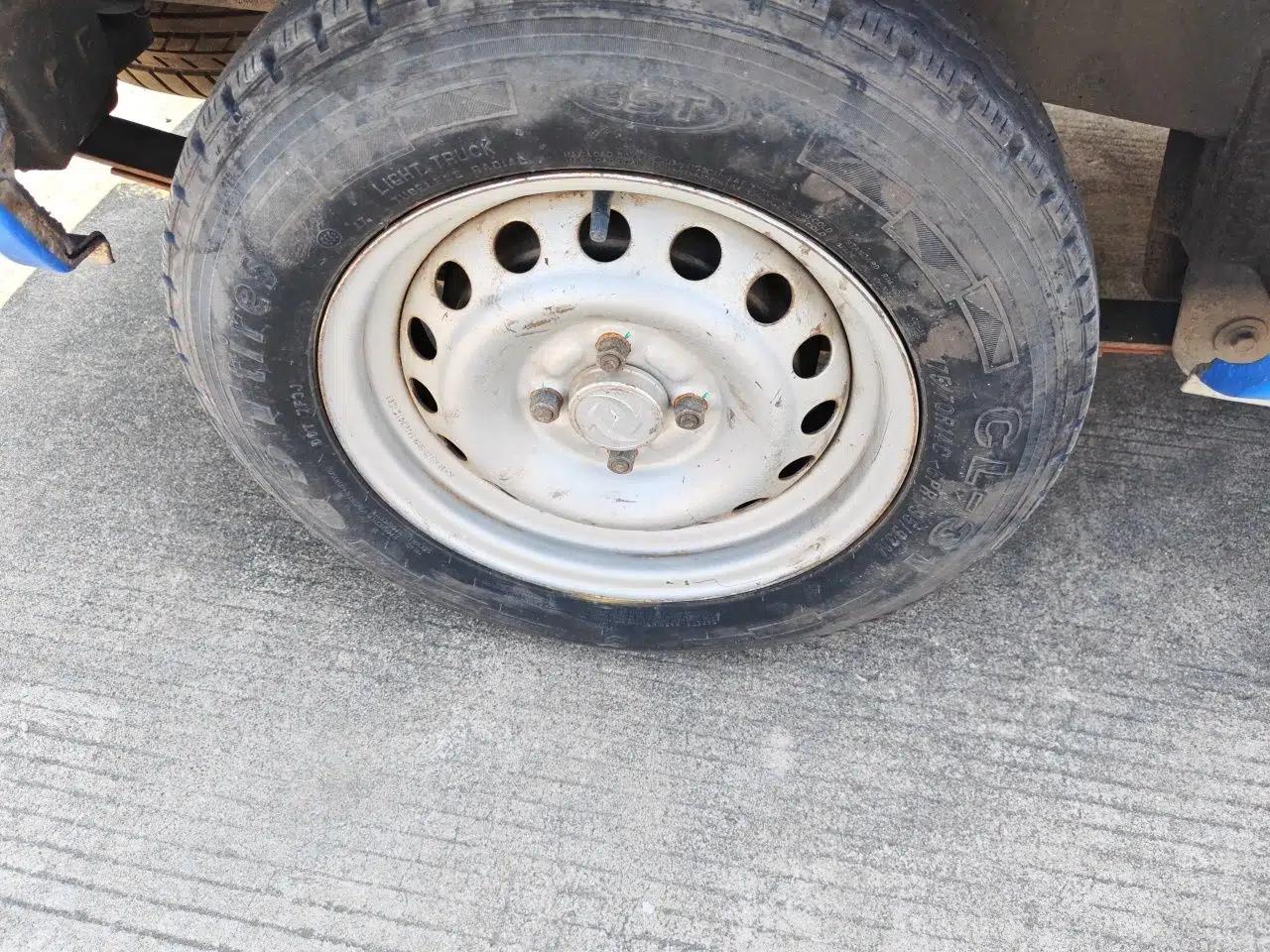 Dongfeng Xiaokang V29 2012 1.2L Standard Version — миниатюра 8