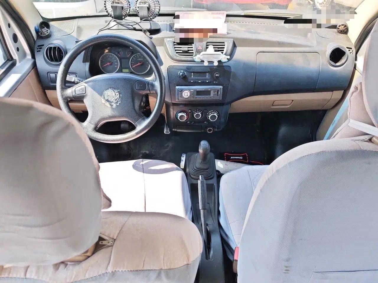 Dongfeng Xiaokang V29 2012 1.2L Standard Version — миниатюра 10