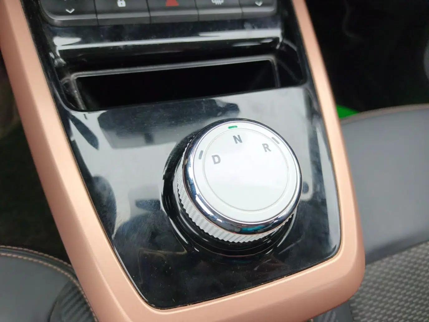 Dongfeng NAMMI BOX 2022 Revised Light Wind Edition 201 km Standard Version — миниатюра 17