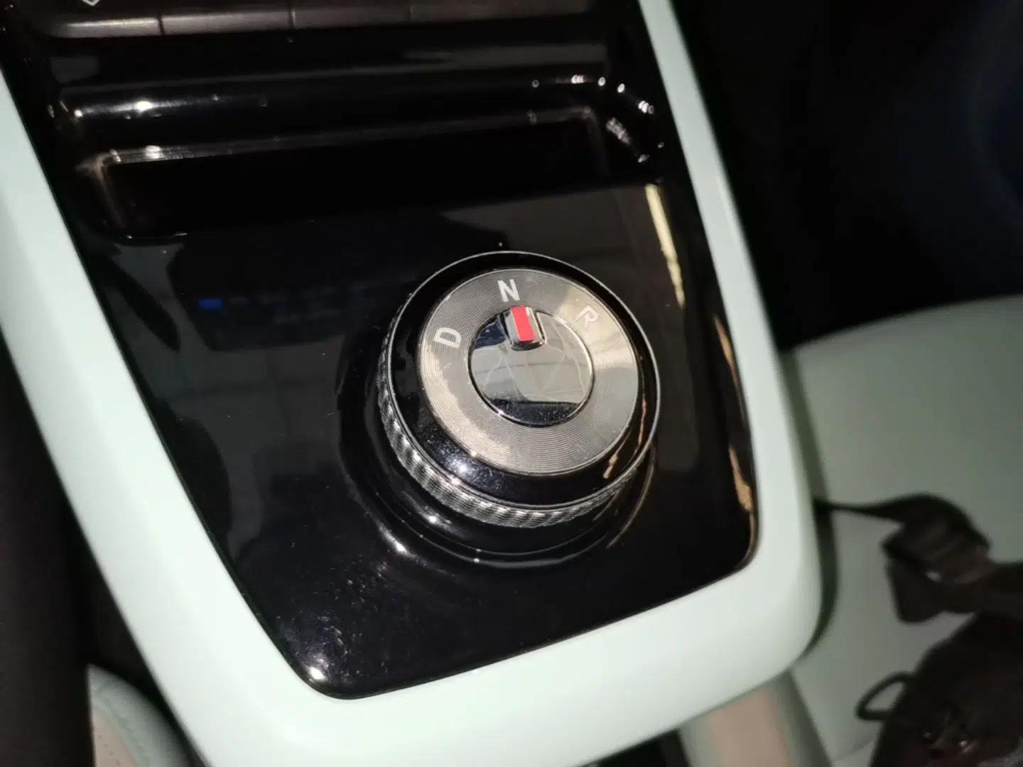 Dongfeng NAMMI BOX 2022 Chasing Wind Edition 331KM Advanced Model — миниатюра 16