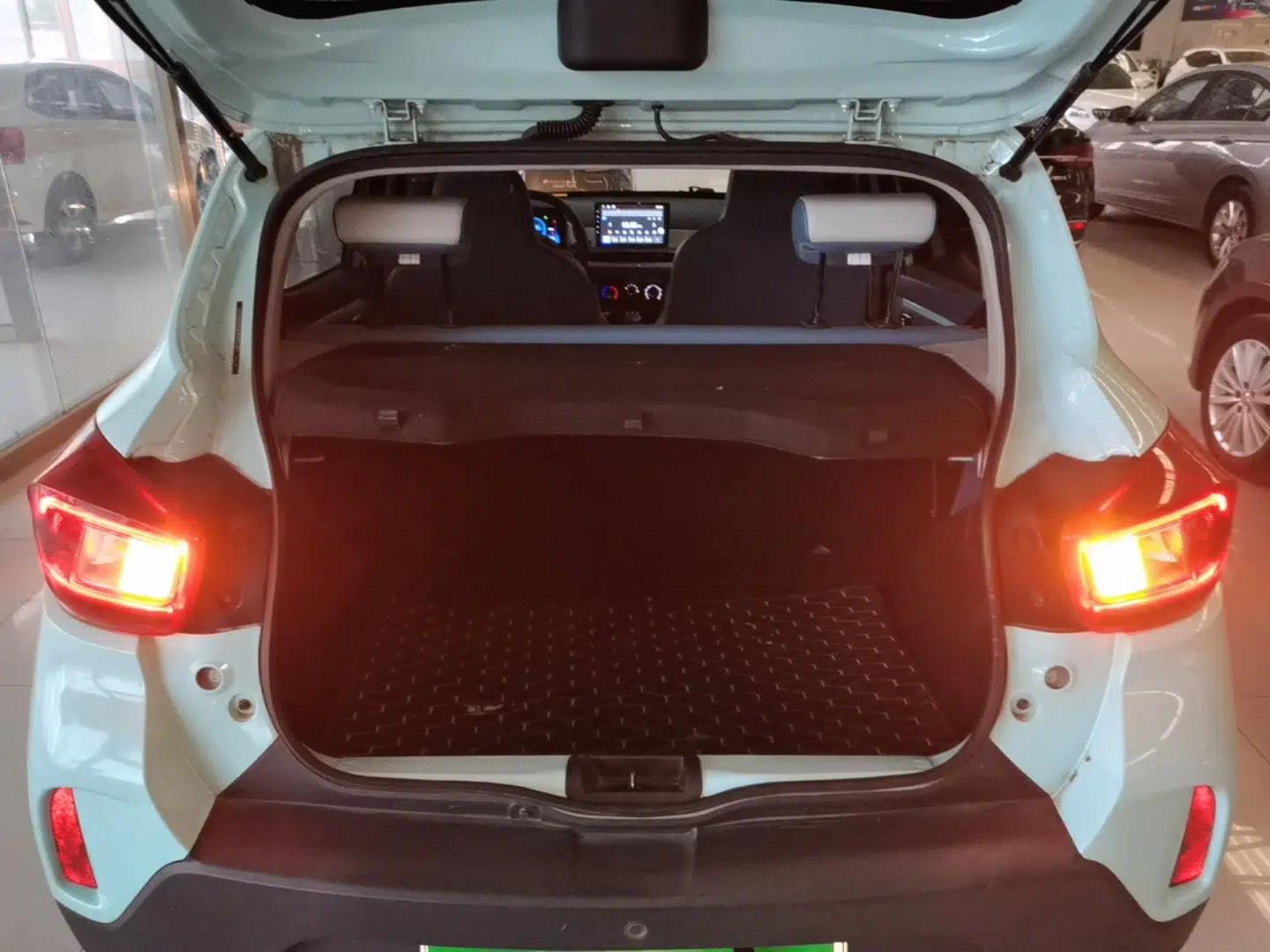Dongfeng NAMMI BOX 2022 Chasing Wind Edition 331KM Advanced Model — миниатюра 21
