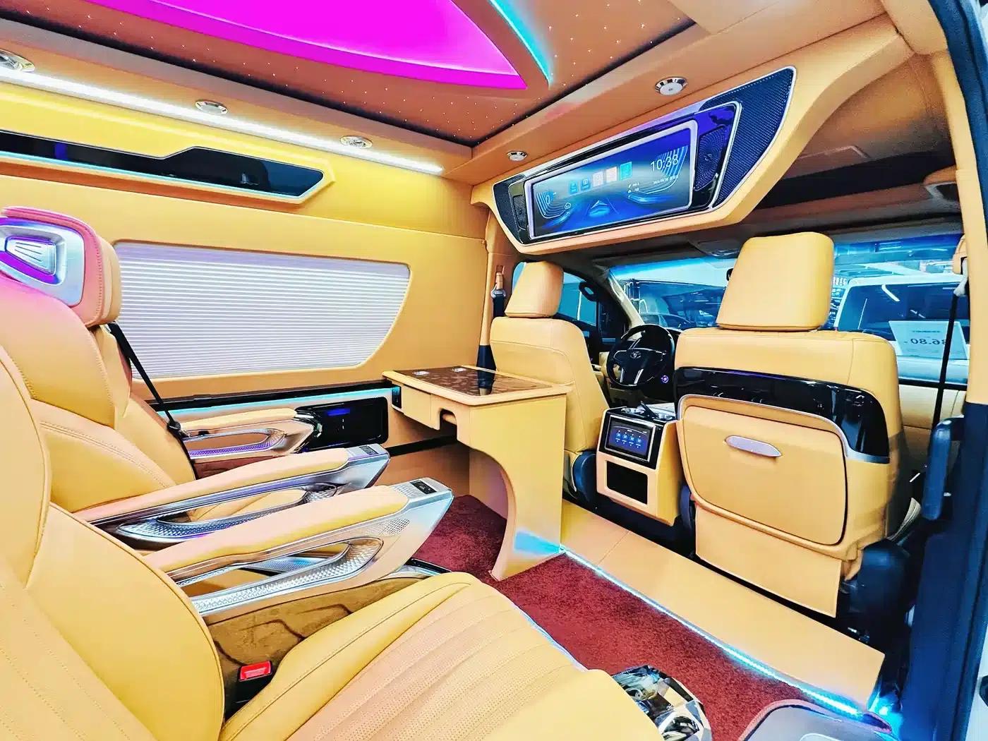 2023 HIACE 3.5L Automatic — миниатюра 12