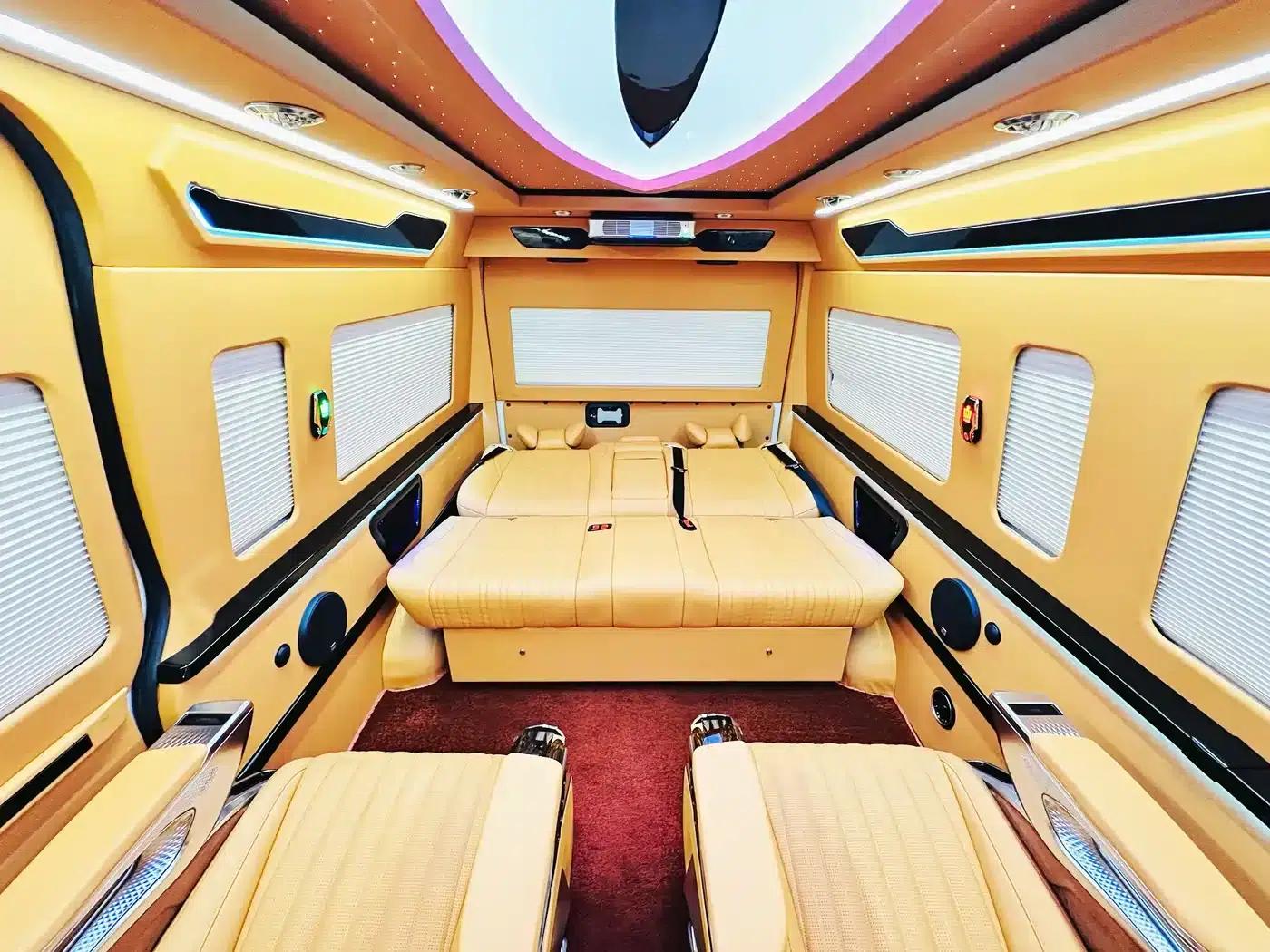 2023 HIACE 3.5L Automatic — миниатюра 16