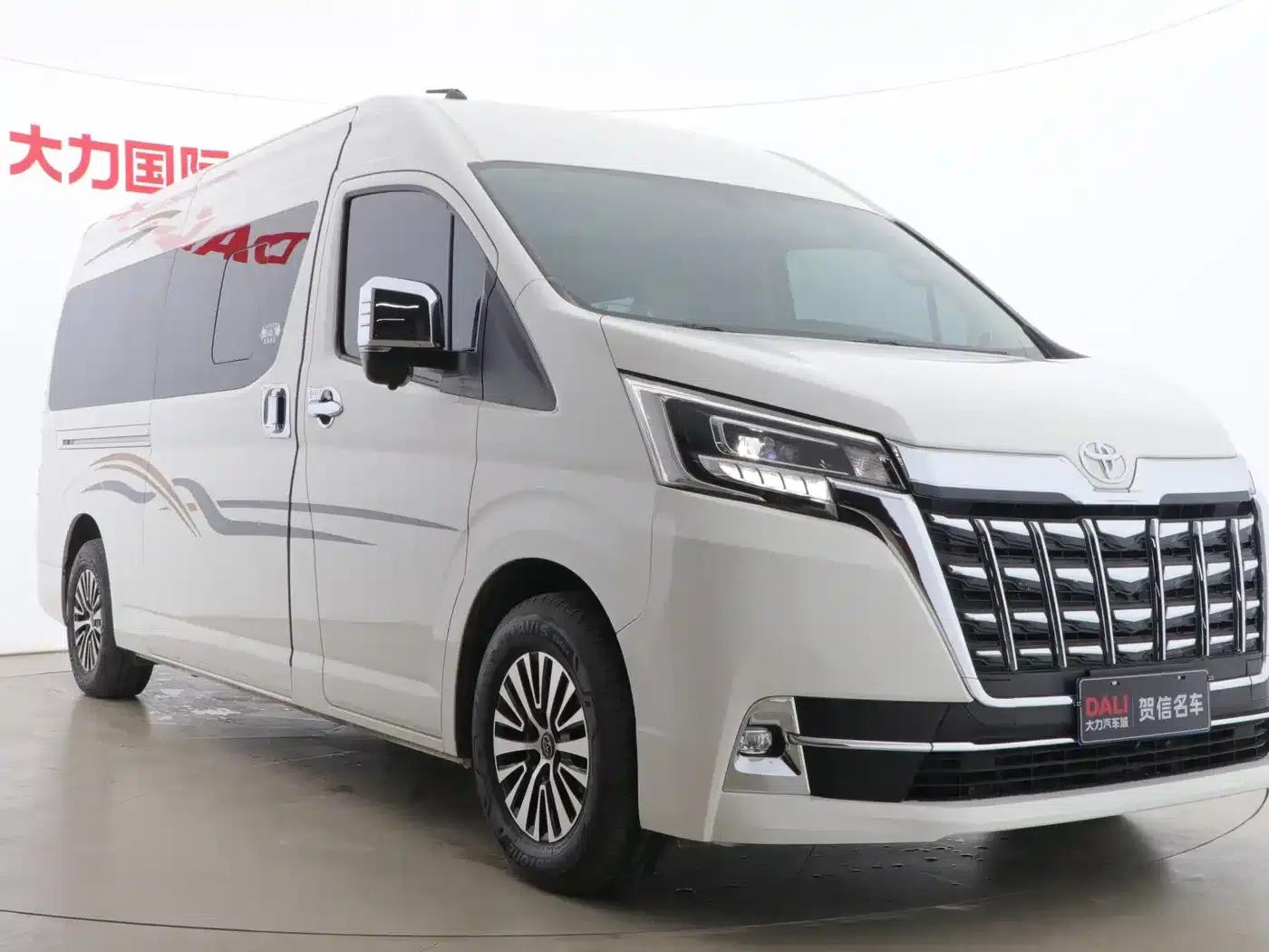 2023 HIACE 3.5L Automatic — миниатюра 3